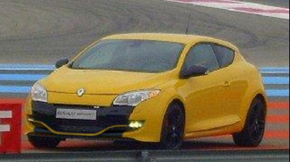 RENAULT MEGANE RS 2009 - ŠPIONÁŽNE FOTO