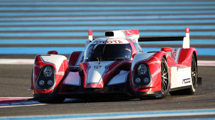 OSTRÁ TOYOTA TS030 HYBRID UKAZUJE BUDÚCNOSŤ HYBRIDOV