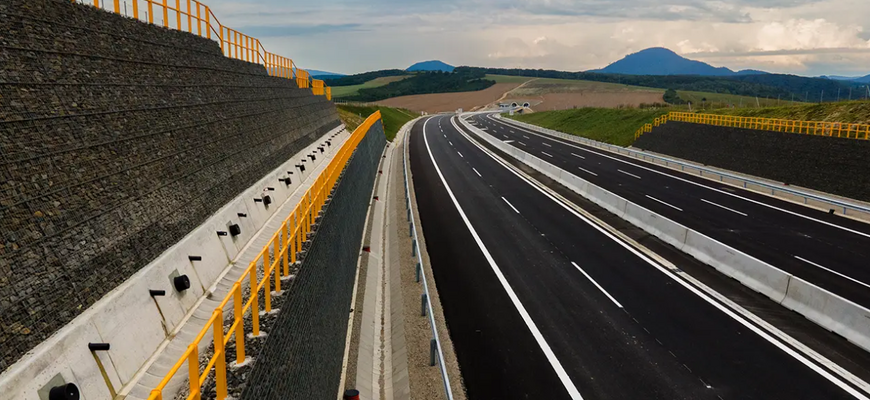 Nové informácie o diaľničnom tuneli na východe! Úsek R4 ušetrí 7 minút, vytvorí dôležitý obchvat