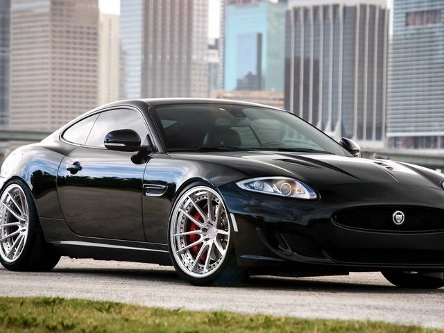 Jaguar XKR суперкары 43 2010