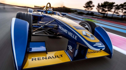 RENAULT IDE PROTI PRÚDU. FORMULA E BUDE OD ROKU 2018 BEZ NEHO!