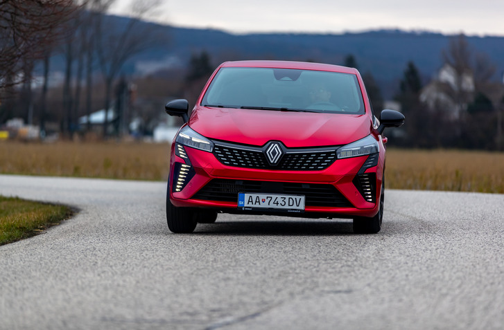 TEST RENAULT CLIO FACELIFT 1.0 TCE: SUPER ZÁKLAD