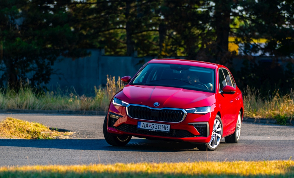 TEST ŠKODA SCALA PO MODERNIZÁCII: TAK DOBRÁ, AKO LEN MÔŽE BYŤ