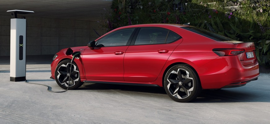 Škoda Superb liftback PHEV má slovenské ceny