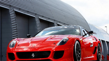 MEGA GALÉRIA FERRARI 599 XX