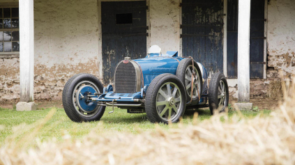 BUGATTI TYPE 51 VYDRAŽILI ZA REKORDNÚ SUMU