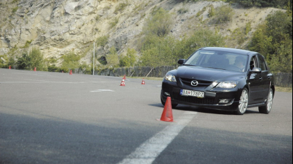 TEST: MAZDA3 MPS