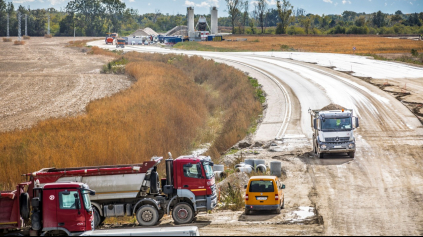 TRNAVSKÁ ŽUPA ODMIETA PREVZIAŤ CESTY D4R7, PODĽA NEJ SÚ NEKVALITNÉ