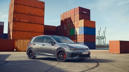 VOLKSWAGEN OSLAVUJE NOVOU EDÍCIOU, GOLF GTI CLUBSPORT 45 PRIPOMÍNA VÝROČIE VZNIKU LEGENDY