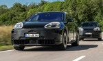 Aj Porsche cúva. Elektrický Cayenne len doplní spaľovacie motory, tie kúpite aj po roku 2030!