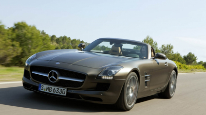 MERCEDES-BENZ SLS AMG ROADSTER