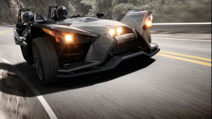 POLARIS SLINGTSHOT NEPOTREBUJE 4 KOLESÁ