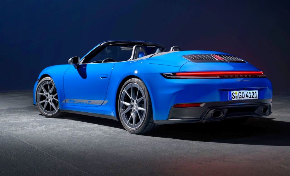 MODERNIZOVANÉ PORSCHE 911 CARRERA T JE SPÄŤ. ODĽAHČENÉ A VÝLUČNE S MANUÁLNOU PREVODOVKOU!