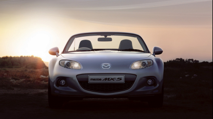 PREPLŇOVANÁ MAZDA MX-5 BUDE S MAJITEĽOM NADVÄZOVAŤ VZŤAH