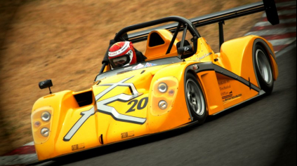 CATERHAM R500 VS. RADICAL SR4